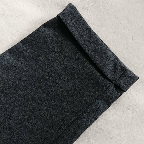 🆕H&M grey pants - Picture 9 of 9